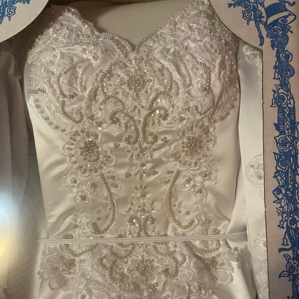 Wedding dress size 7/8
